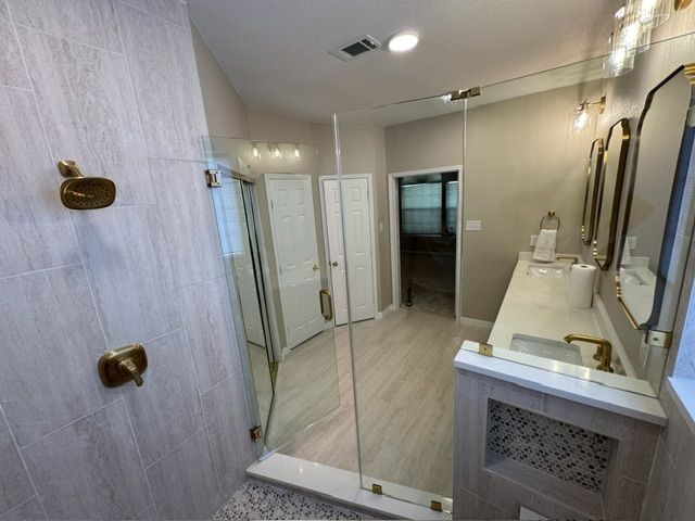 Master Suite Reconfiguration photo 2